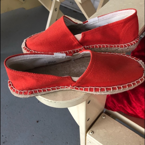 Soludos girls burnt orange Espadrilles NWOB - Picture 3 of 4
